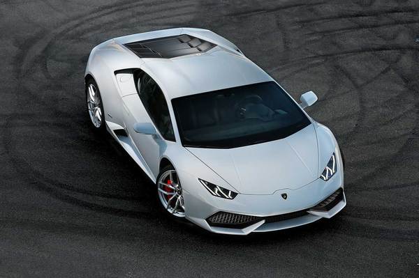 Lamborghini đã bán được 3.000 xe Huracan LP610-4