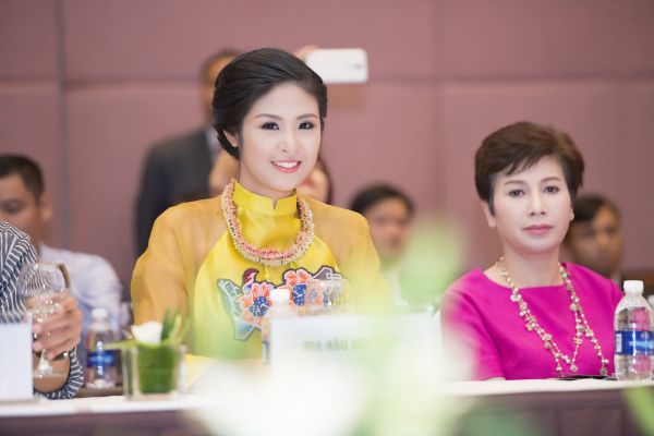 Ngọc Hân làm Giám khảo cuộc thi Hoa hậu Việt Nam 2014