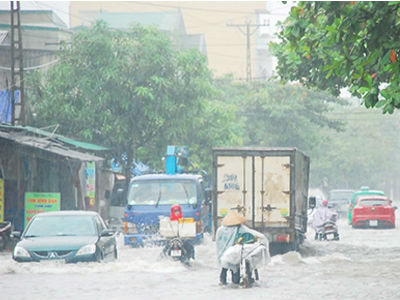 Nghệ An: Mưa lớn gây ngập nặng nhiều tuyến đường