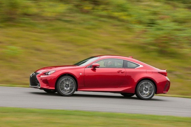 Xế sang Lexus RC chốt giá từ 43.715 USD