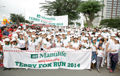 Manulife Việt Nam tham gia sự kiện “Cuộc chạy Terry Fox” 2014