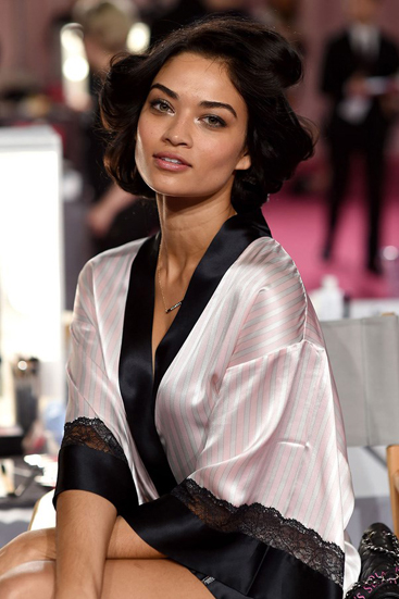 Shanina Shaik representing Australia as the only Aussie supermodel walking the runway!