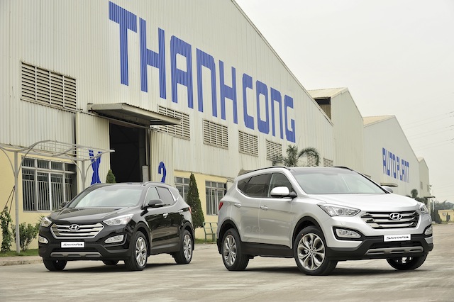 Hyundai SantaFe 2015 có giá từ 1,13 tỷ đồng