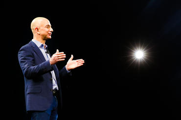 Jeff Bezos, nhà sáng lập và CEO Amazon.com