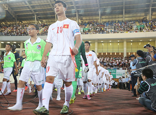 Bầu Đức từng từ chối khi Miura triệu tập cầu thủ U19 đá AFF Cup 2014