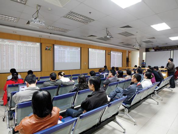 Thông tư 36/2014, sở hữu chéo ngân hàng, TTCK lao dốc