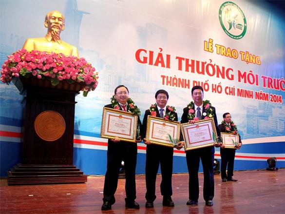 TP.HCM: Ba nhà máy của Vinamilk nhận Giải Thưởng Môi Trường Năm 2014