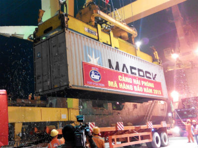 Mã hàng đầu tiên năm 2015 cập cảng Hải Phòng