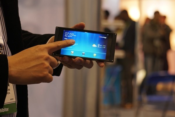hình ảnh hé lộ về smartphone Bphone của Bkav 3