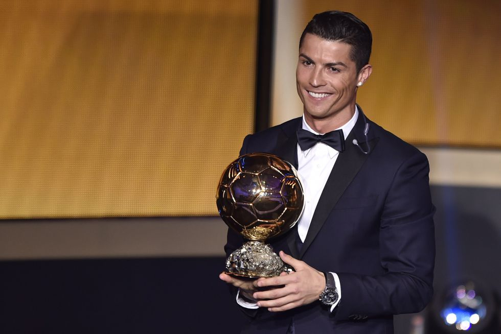 Quả bóng vàng FIFA 2014: Ronaldo vượt mặt Messi và thủ môn Neuer