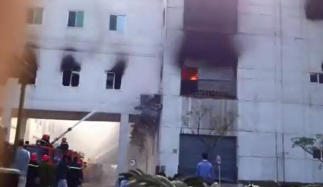 Cháy lớn tại Công ty Mitac Việt Nam tại KCN Quế Võ