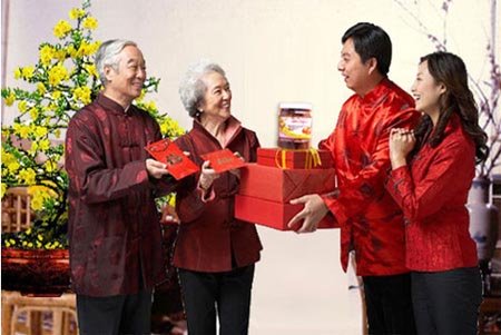 Mừng thọ đầu Xuân nét đẹp văn hóa cần được lưu truyền
