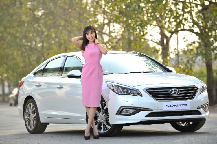 Hyundai Sonata ưu đãi tới 61 triệu đồng