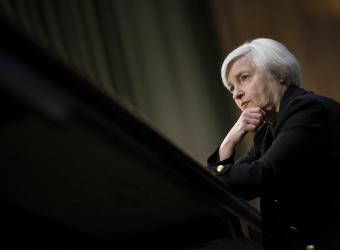 Fed tiếp tục duy trì lãi suất siêu thấp