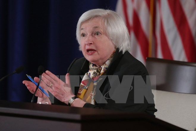 Chủ tịch Fed: Cuối năm mới tính tăng lãi suất