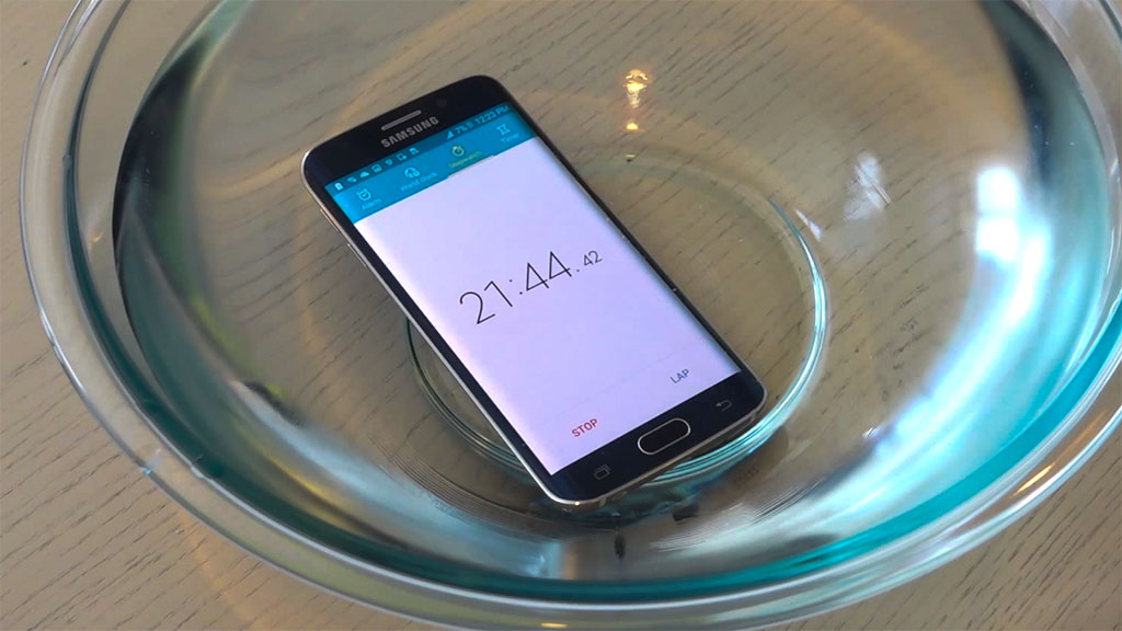 Galaxy S6 Edge có khả năng chống nước