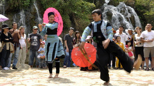 Lào Cai tổ chức Tuần Văn hóa - Du lịch Sa Pa 2015